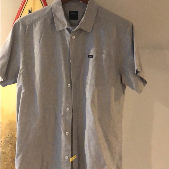 RVCA Other - RVCA short sleeve button down size medium
